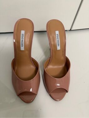 Steve Madden Blush Patent Open-Toe Slide Mules